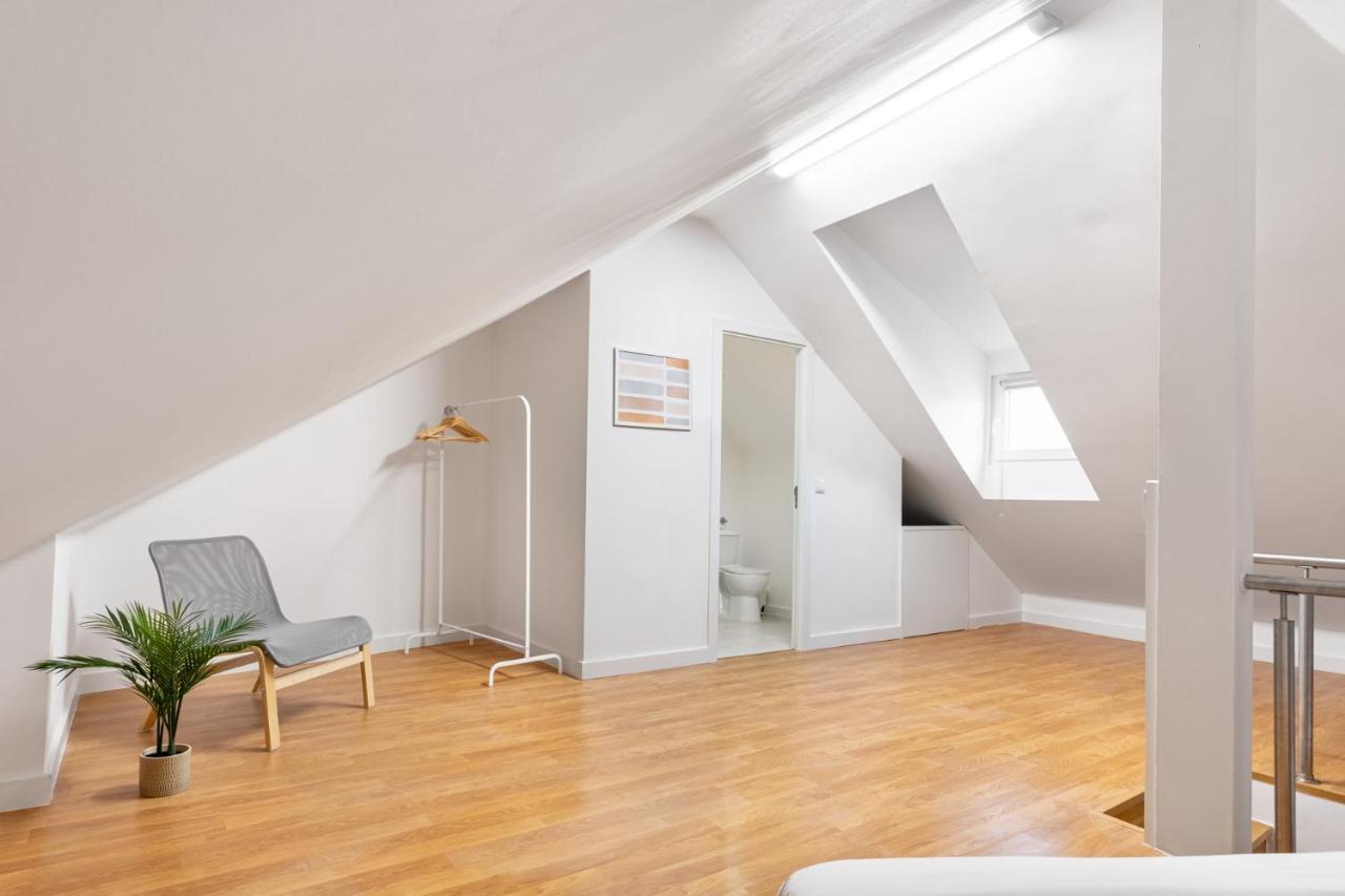 Altido Elegant Apartments Moments From Carmo Convent, In Bairro Alto Lissabon Buitenkant foto