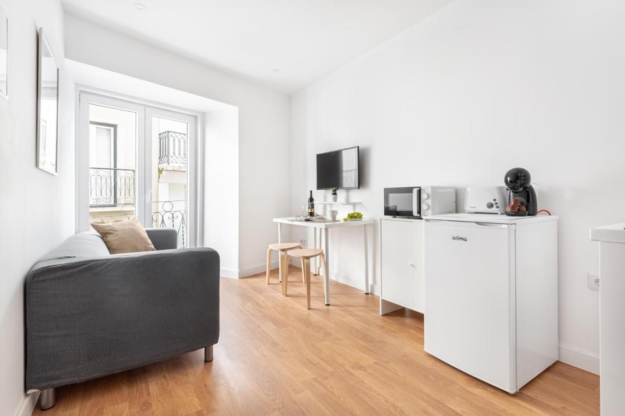 Altido Elegant Apartments Moments From Carmo Convent, In Bairro Alto Lissabon Buitenkant foto