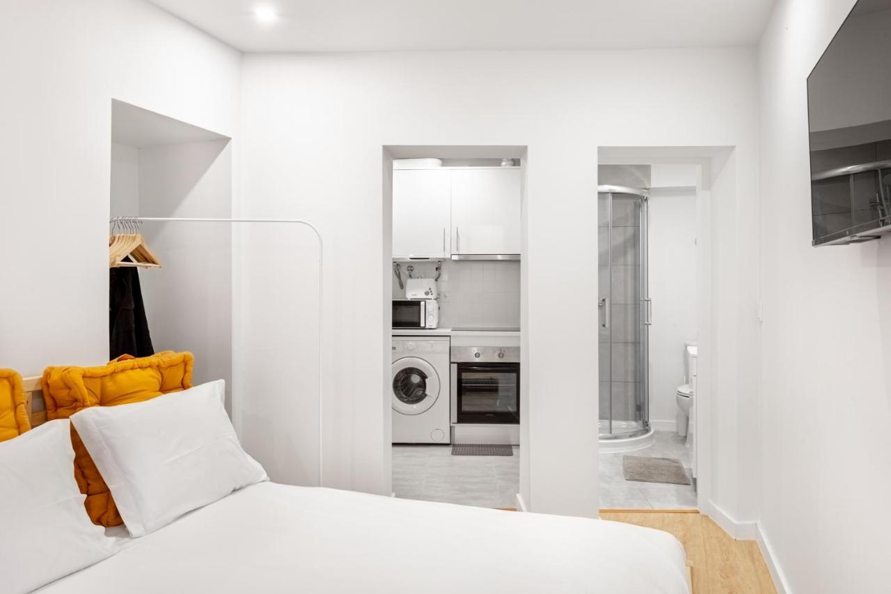 Altido Elegant Apartments Moments From Carmo Convent, In Bairro Alto Lissabon Buitenkant foto