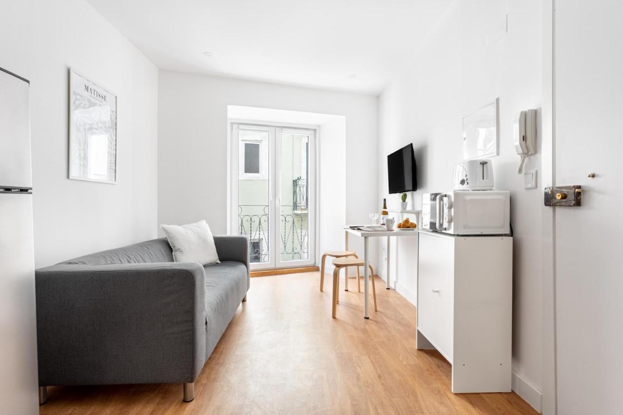Altido Elegant Apartments Moments From Carmo Convent, In Bairro Alto Lissabon Buitenkant foto