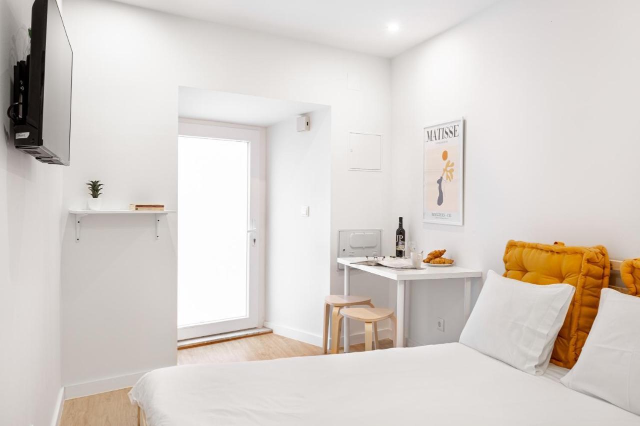 Altido Elegant Apartments Moments From Carmo Convent, In Bairro Alto Lissabon Buitenkant foto